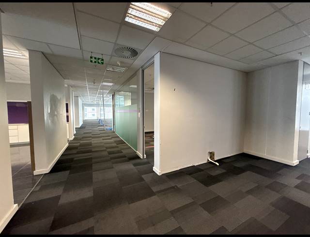 6,729M² OFFICE TO LET IN SANDTON CENTRAL